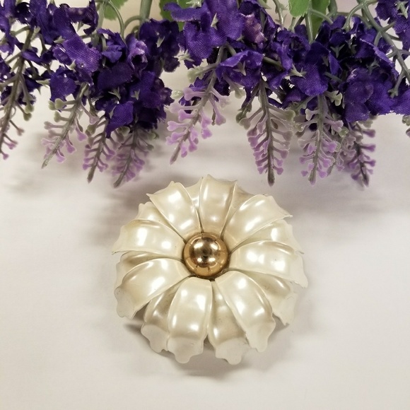 Fantastic VTG Flower - Picture 7 of 8